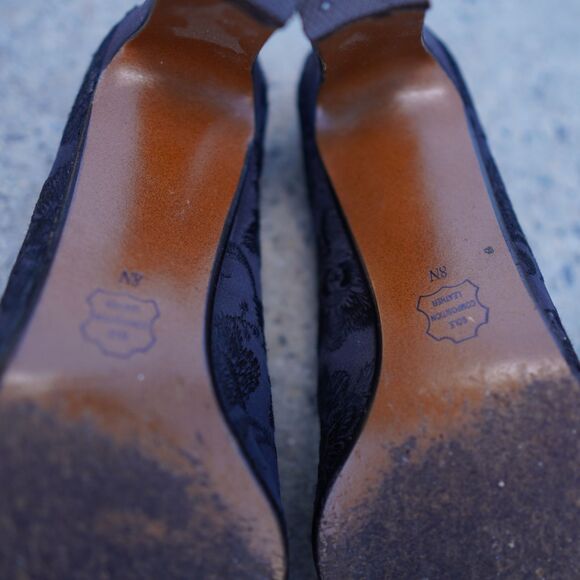 A Touch of Nina 8N Floral Embroidered Block Heel Pumps Whimsigoth Dark Academia - Picture 14 of 14